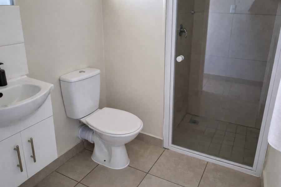 2 Bedroom Property for Sale in Groenvallei Western Cape